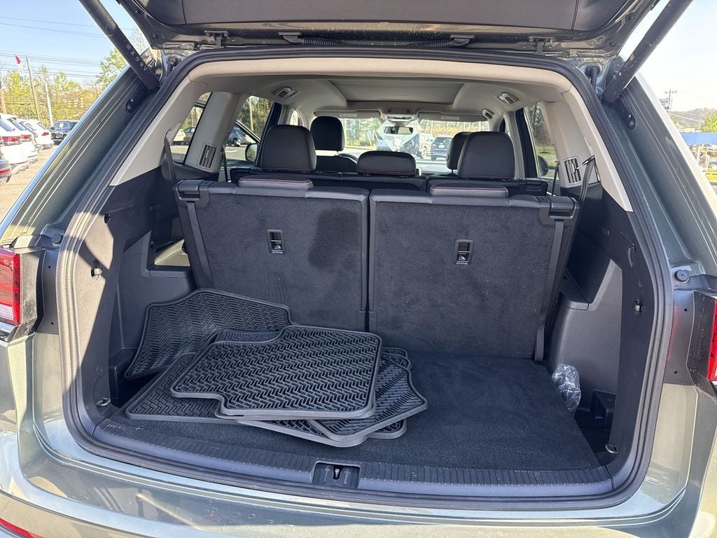 2025 Volkswagen Atlas 2.0T Peak Edition