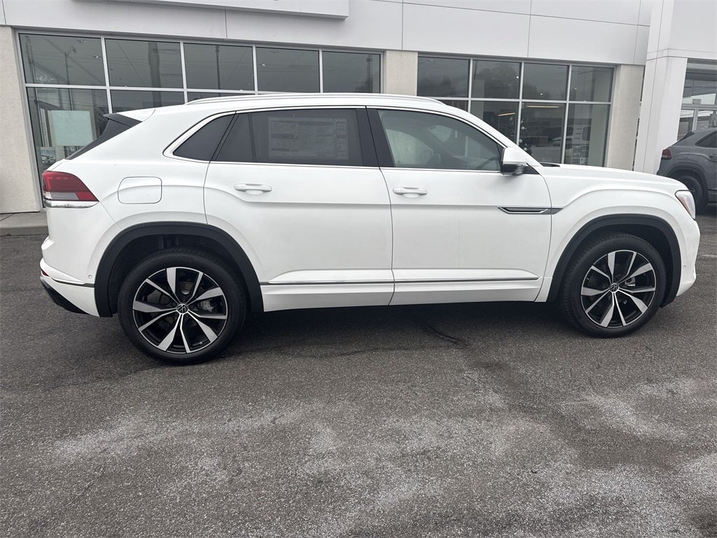 2026 Volkswagen Atlas Cross Sport 2.0T SEL Premium R-Line