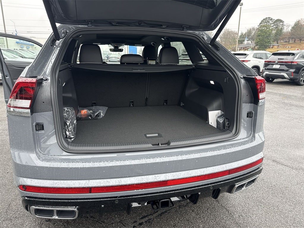 2026 Volkswagen Atlas Cross Sport 2.0T SEL Premium R-Line