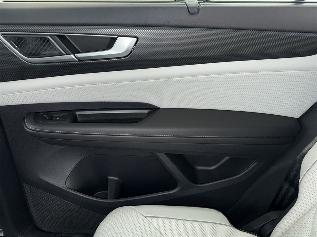 2025 Volkswagen Atlas Cross Sport 2.0T SEL Premium R-Line