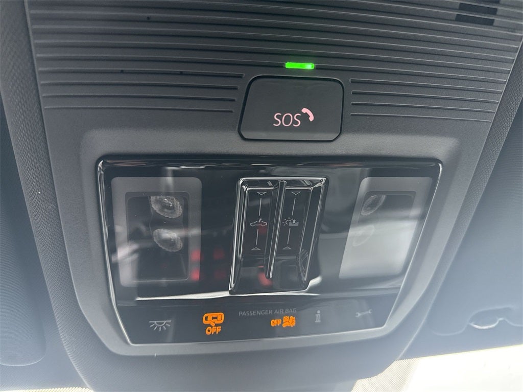 2024 Volkswagen Atlas Cross Sport 2.0T SEL Premium R-Line