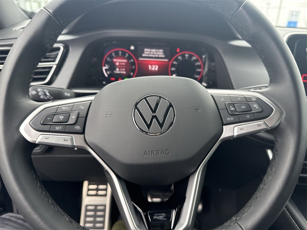 2024 Volkswagen Atlas Cross Sport 2.0T SEL Premium R-Line