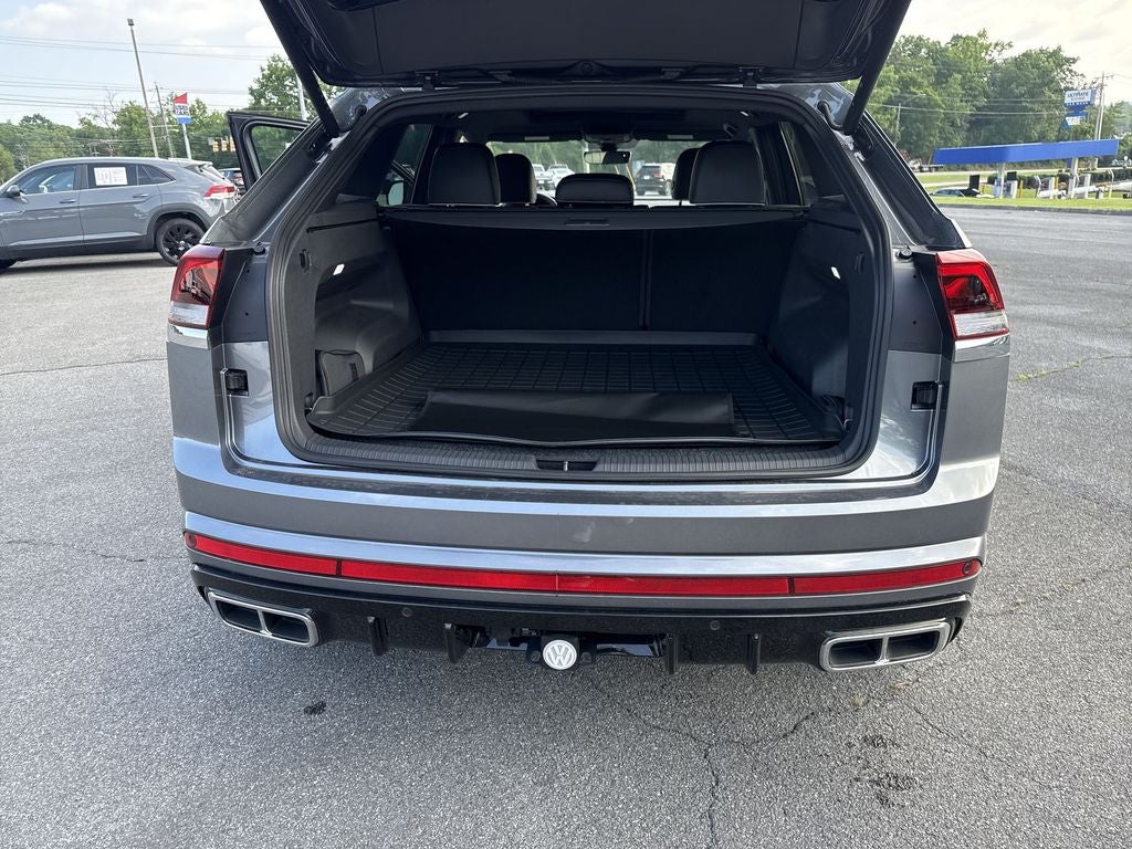 2024 Volkswagen Atlas Cross Sport 2.0T SEL Premium R-Line