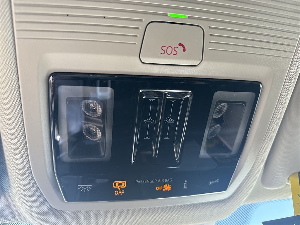 2025 Volkswagen Atlas 2.0T SEL Premium R-Line