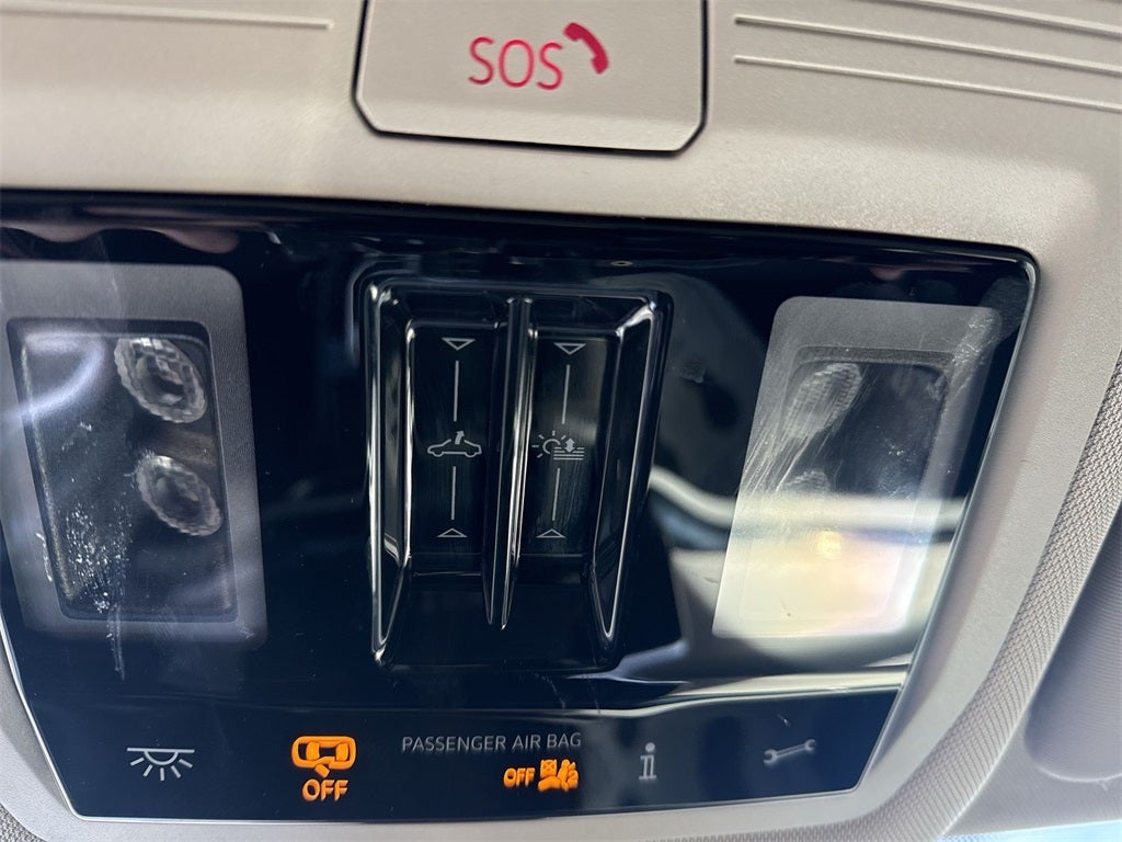 2024 Volkswagen Atlas 2.0T Peak Edition SEL