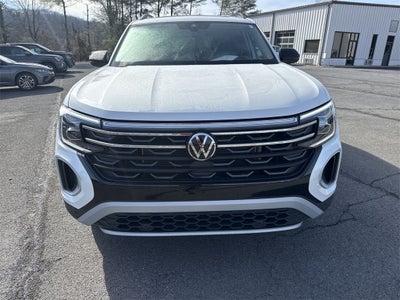 2024 Volkswagen Atlas 2.0T Peak Edition SEL