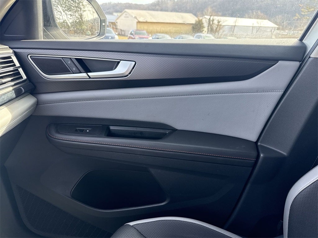 2024 Volkswagen Atlas 2.0T Peak Edition SEL