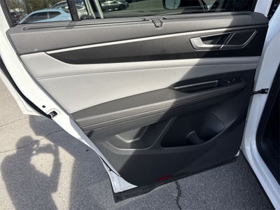 2024 Volkswagen Atlas 2.0T Peak Edition SEL