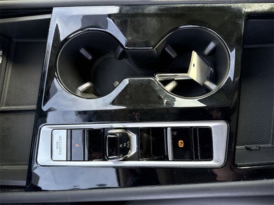 2024 Volkswagen Atlas 2.0T Peak Edition SEL