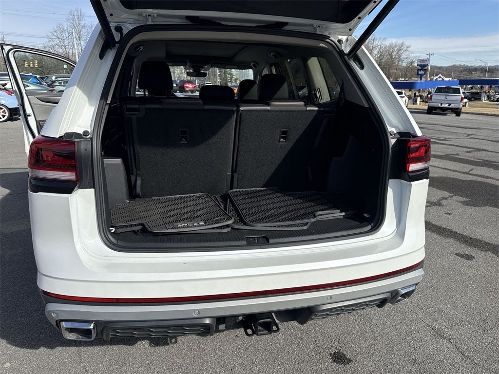 2024 Volkswagen Atlas 2.0T Peak Edition SEL