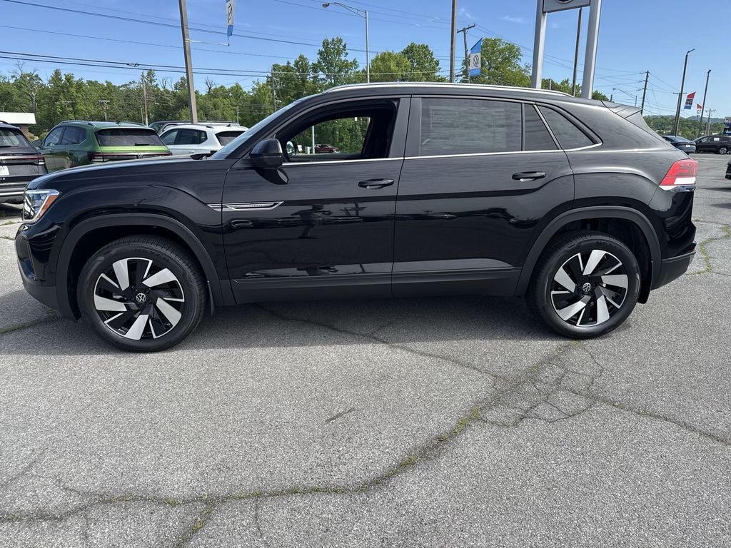2026 Volkswagen Atlas Cross Sport 2.0T SE w/Technology