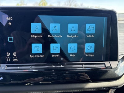 2025 Volkswagen Atlas Cross Sport 2.0T SE w/Technology