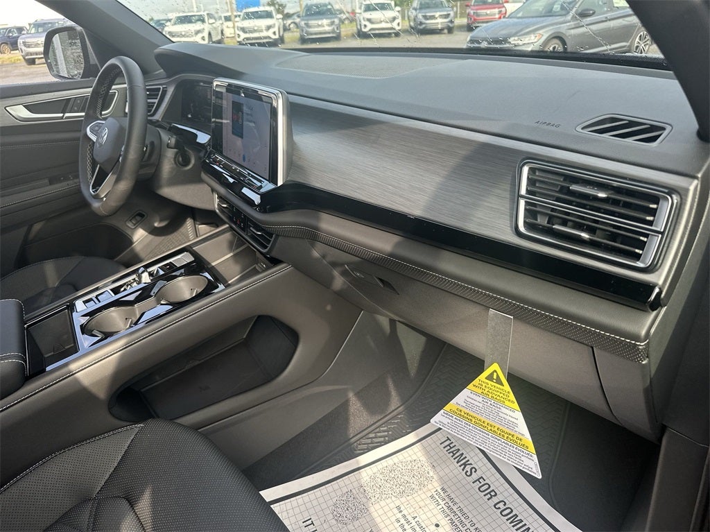 2024 Volkswagen Atlas Cross Sport 2.0T SE w/Technology