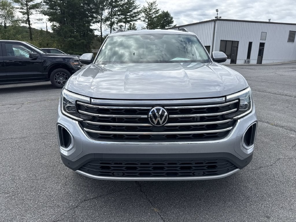 2026 Volkswagen Atlas SE w/Technology