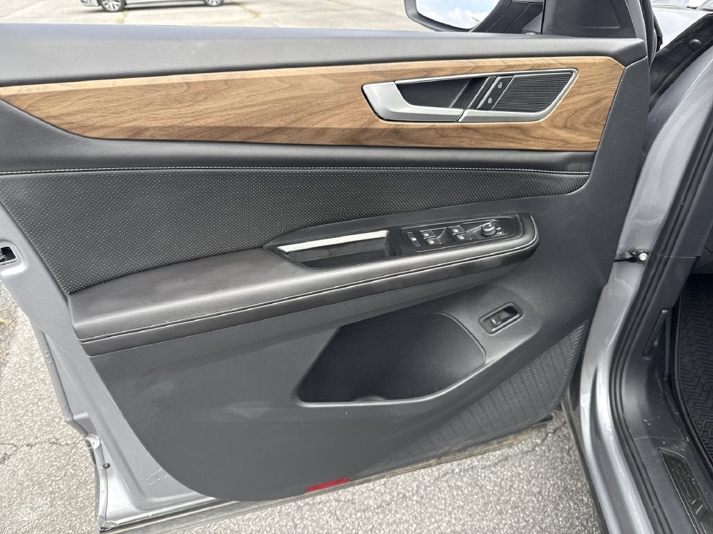 2026 Volkswagen Atlas SE w/Technology