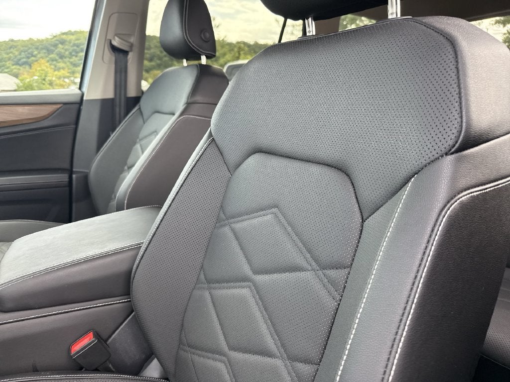 2026 Volkswagen Atlas SE w/Technology
