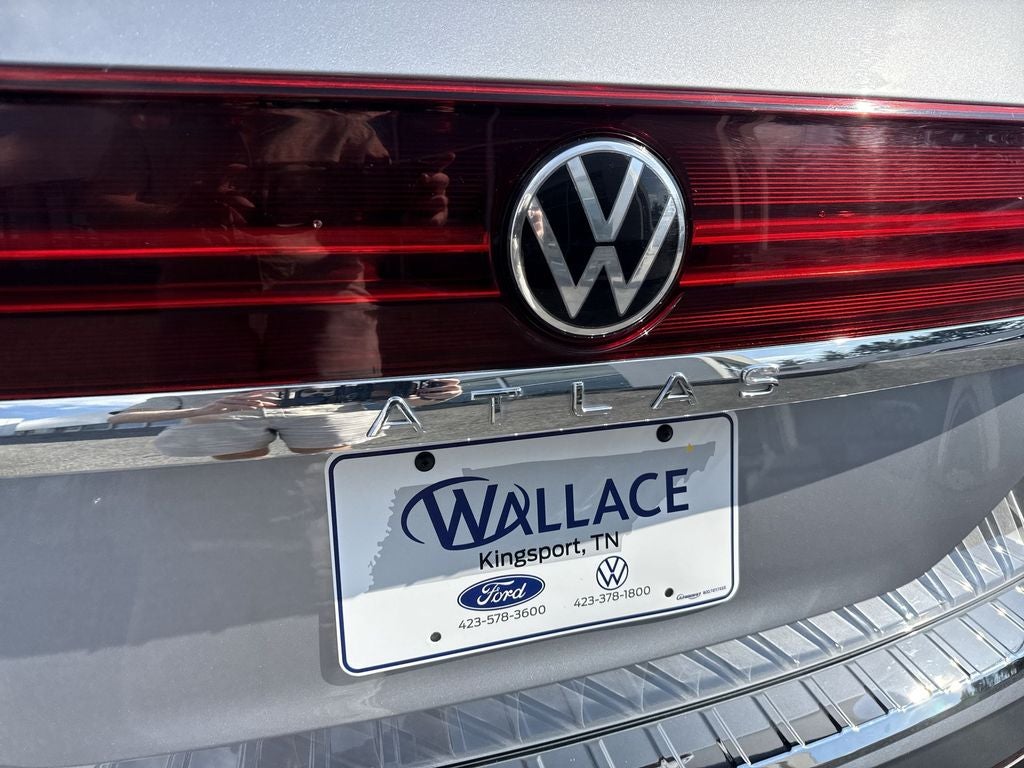 2025 Volkswagen Atlas 2.0T SE w/Technology