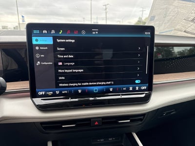2027 Volkswagen Atlas SE w/Technology