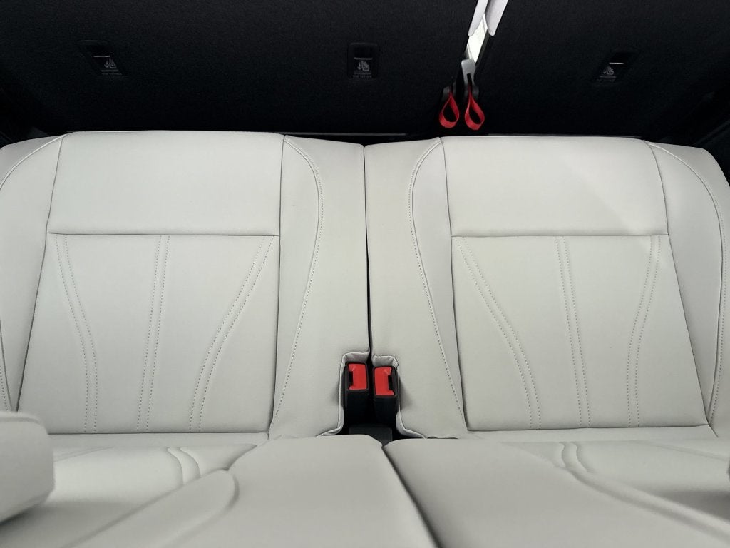 2027 Volkswagen Atlas SE w/Technology
