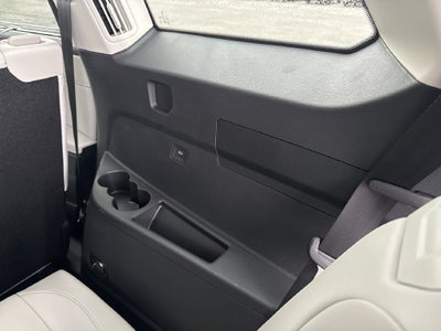 2027 Volkswagen Atlas SE w/Technology