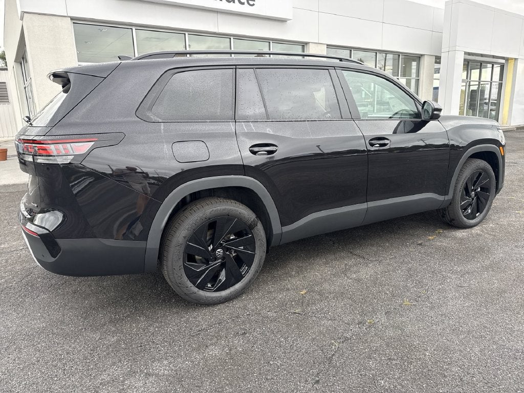 2027 Volkswagen Atlas SE w/Technology