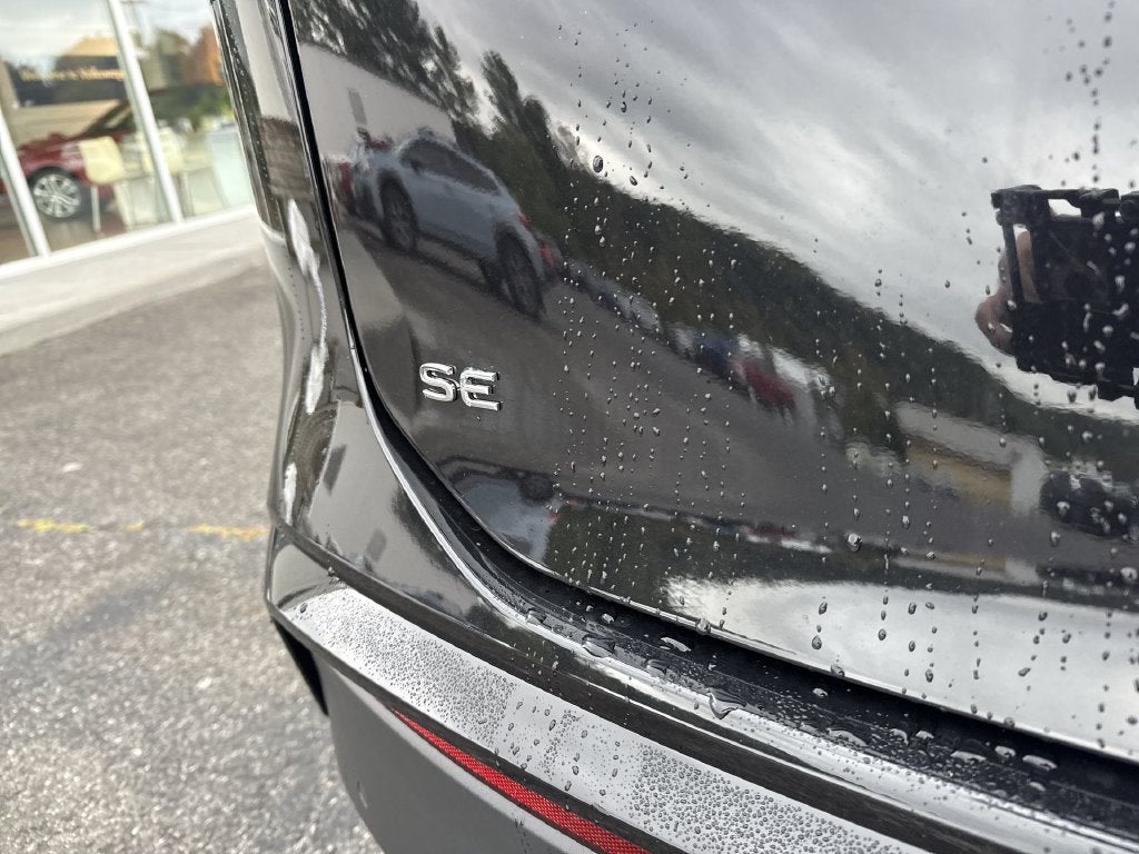 2027 Volkswagen Atlas SE w/Technology