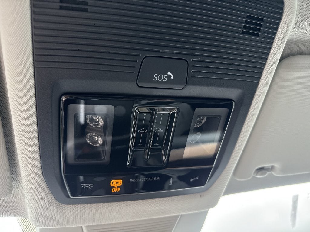 2027 Volkswagen Atlas SE w/Technology