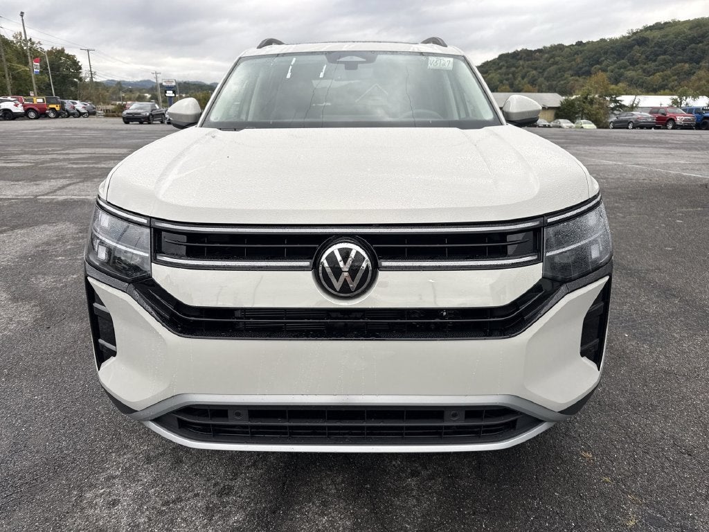 2027 Volkswagen Atlas SE w/Technology