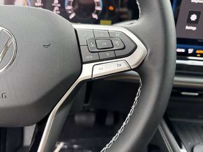 2027 Volkswagen Atlas SE w/Technology