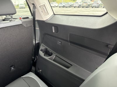 2027 Volkswagen Atlas SE w/Technology