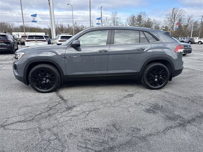 2026 Volkswagen Atlas Cross Sport 2.0T SE w/Technology