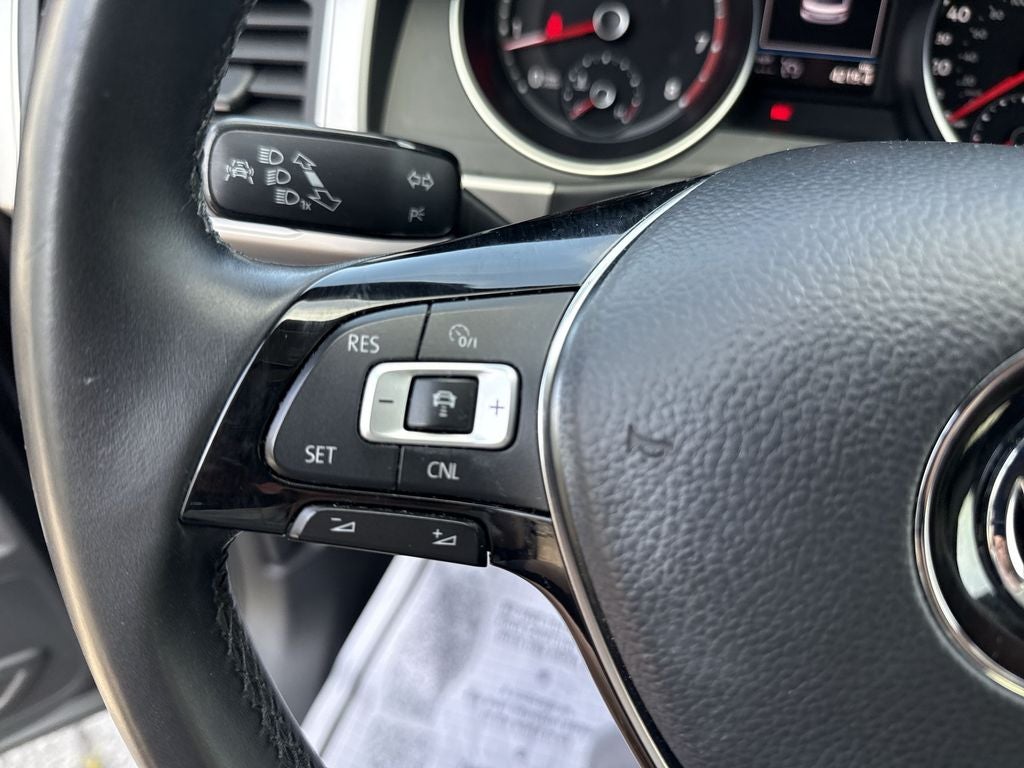 2018 Volkswagen Atlas 3.6L V6 SE w/Technology