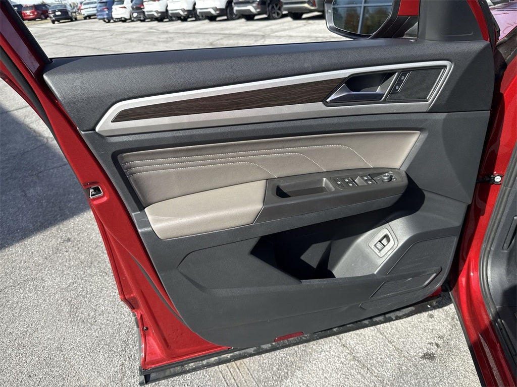 2023 Volkswagen Atlas 2.0T SE w/Technology