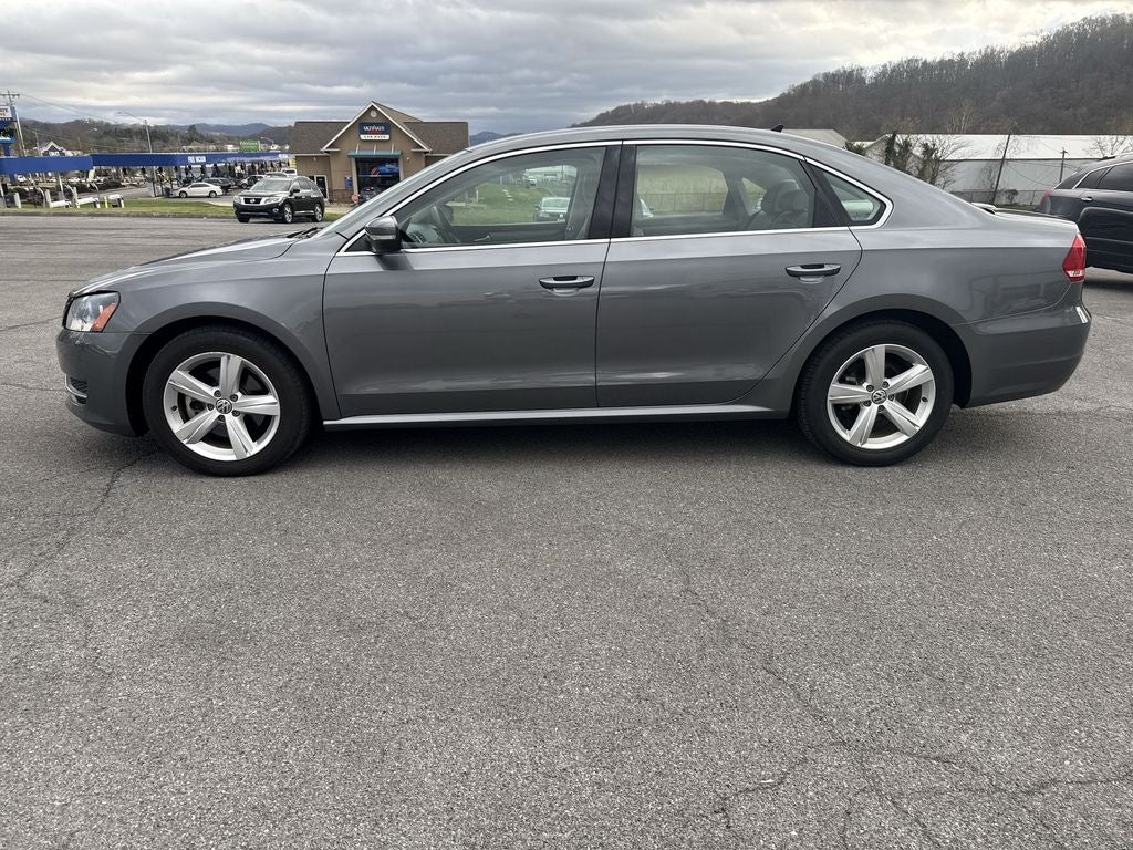 2014 Volkswagen Passat 1.8T SE