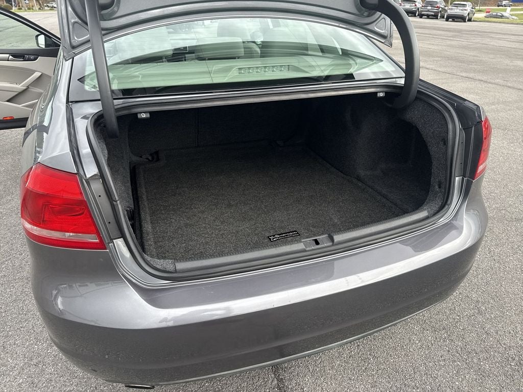 2014 Volkswagen Passat 1.8T SE