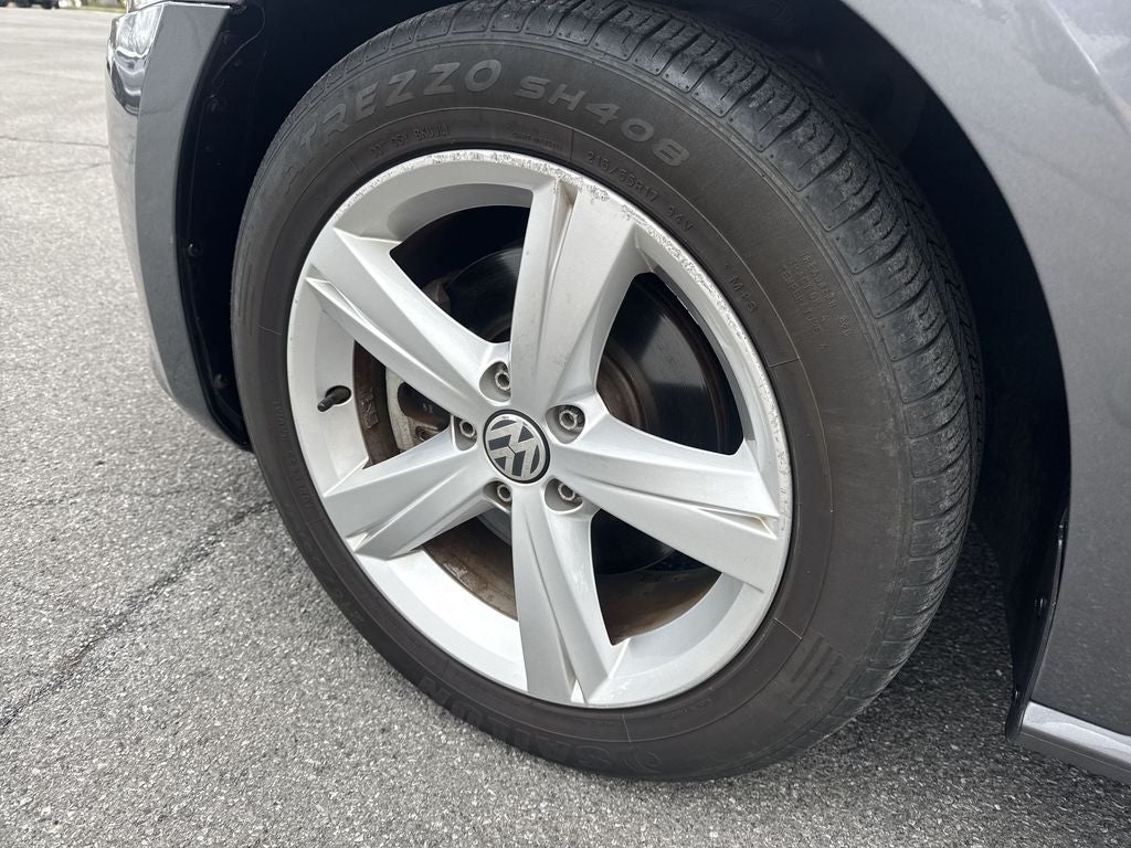 2014 Volkswagen Passat 1.8T SE