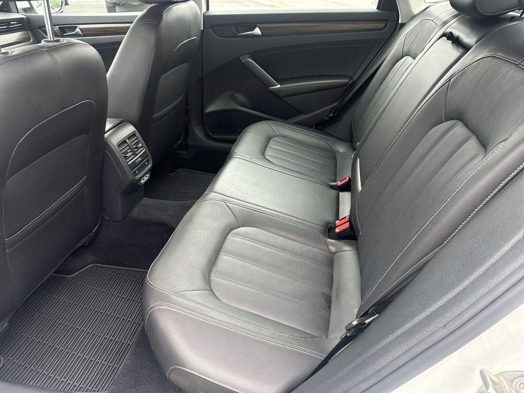 2020 Volkswagen Passat 2.0T SEL
