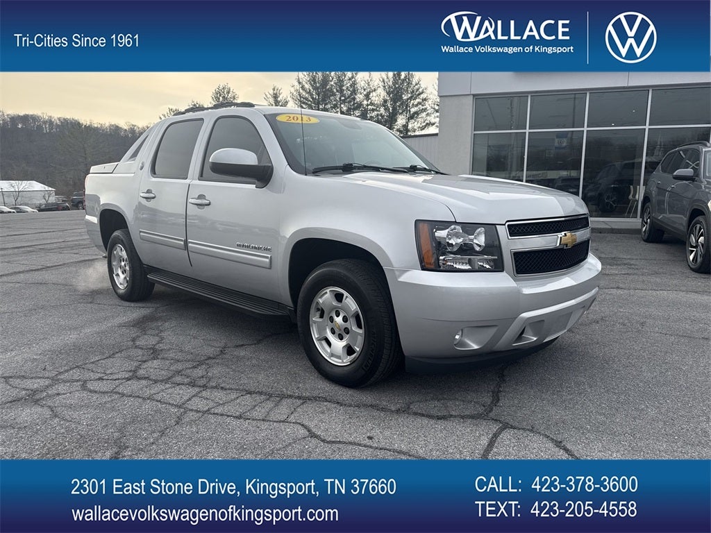 2013 Chevrolet Avalanche LS