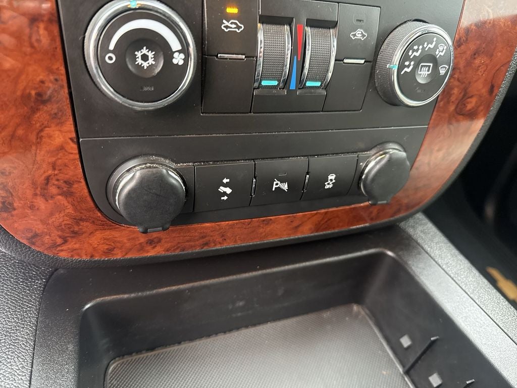 2013 Chevrolet Avalanche 1500 LS