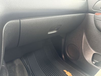 2013 Chevrolet Avalanche 1500 LS