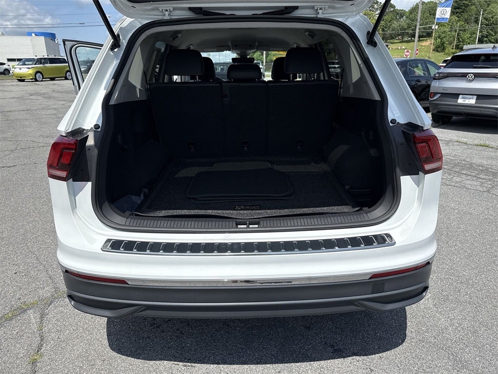 2024 Volkswagen Tiguan 2.0T SE
