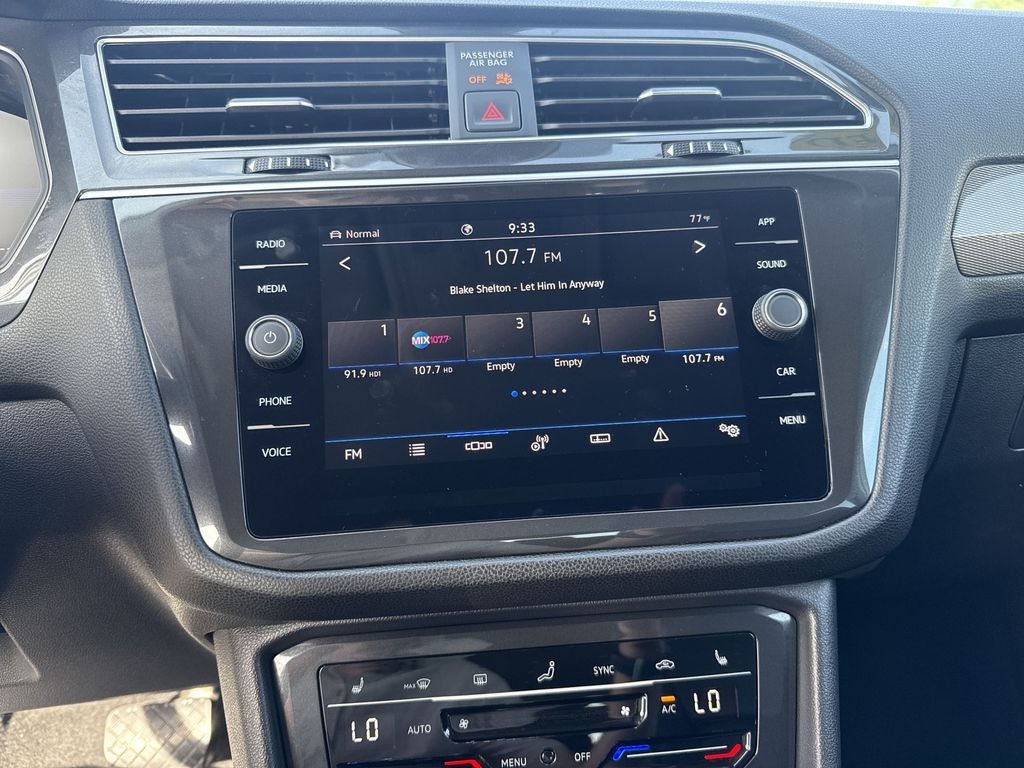 2024 Volkswagen Tiguan 2.0T SE