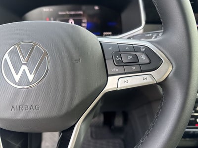 2027 Volkswagen Taos 1.5T SE Black