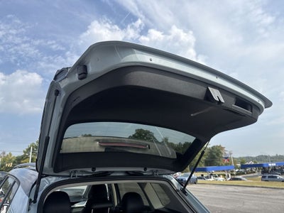 2027 Volkswagen Taos 1.5T SE Black