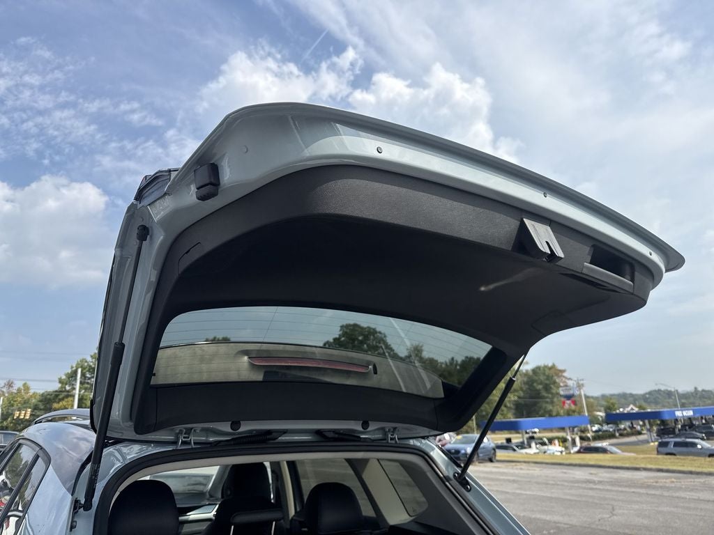 2027 Volkswagen Taos 1.5T SE Black