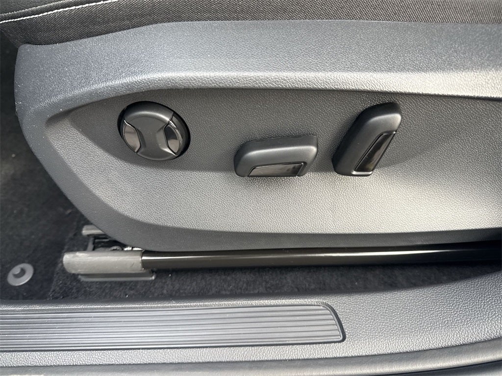 2026 Volkswagen Taos 1.5T SEL