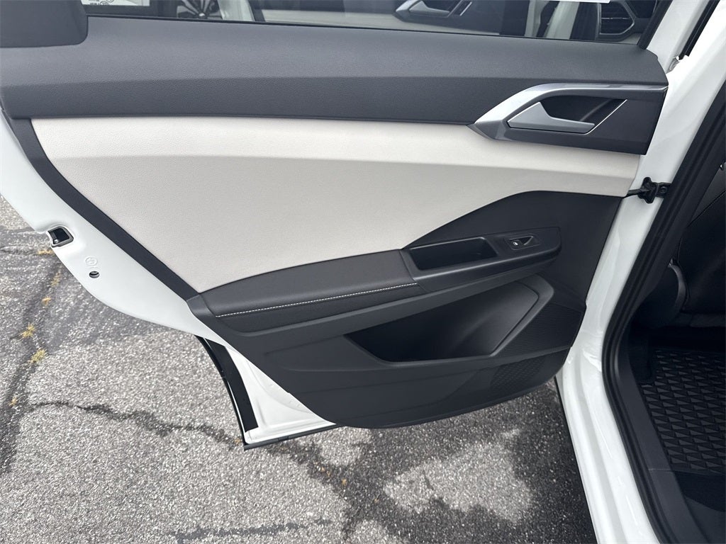 2025 Volkswagen Taos 1.5T SEL