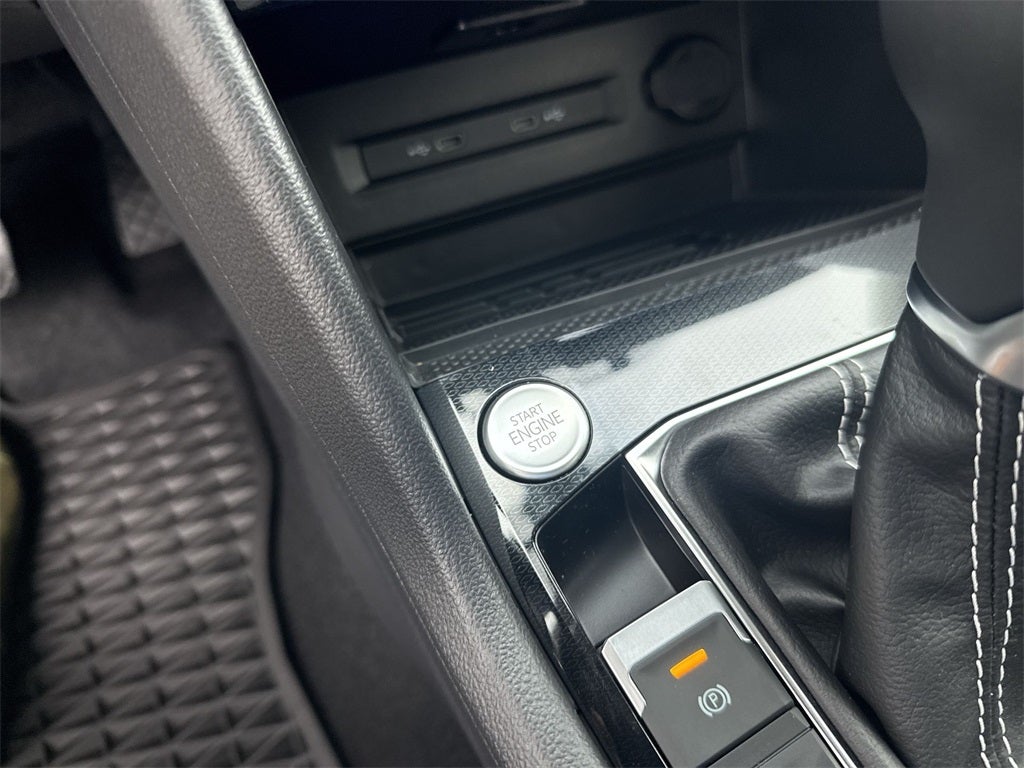 2025 Volkswagen Taos 1.5T SEL