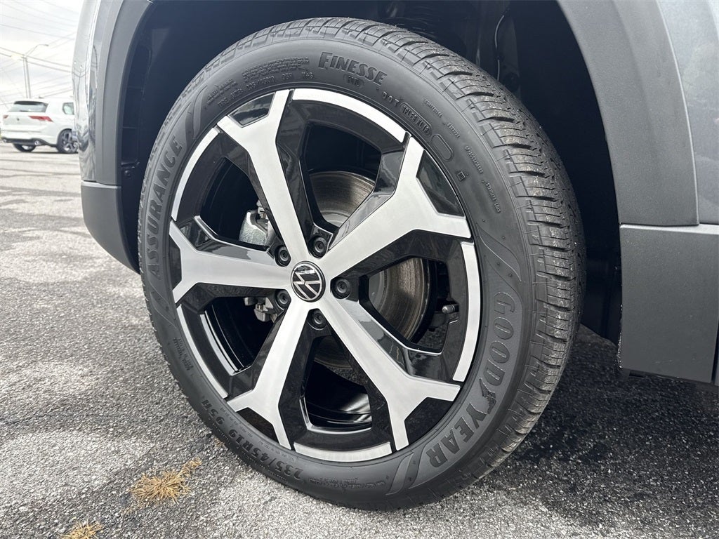 2026 Volkswagen Taos 1.5T SEL