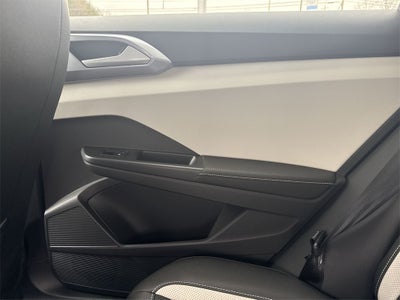 2025 Volkswagen Taos 1.5T SEL